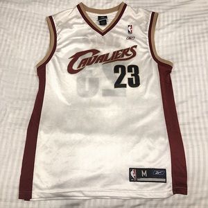 Cleveland Cavaliers Lebron jersey